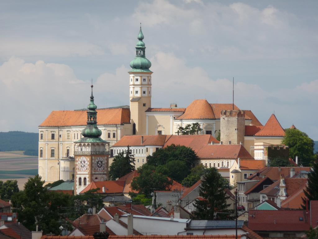 Pension Crhan Mikulov Kültér fotó